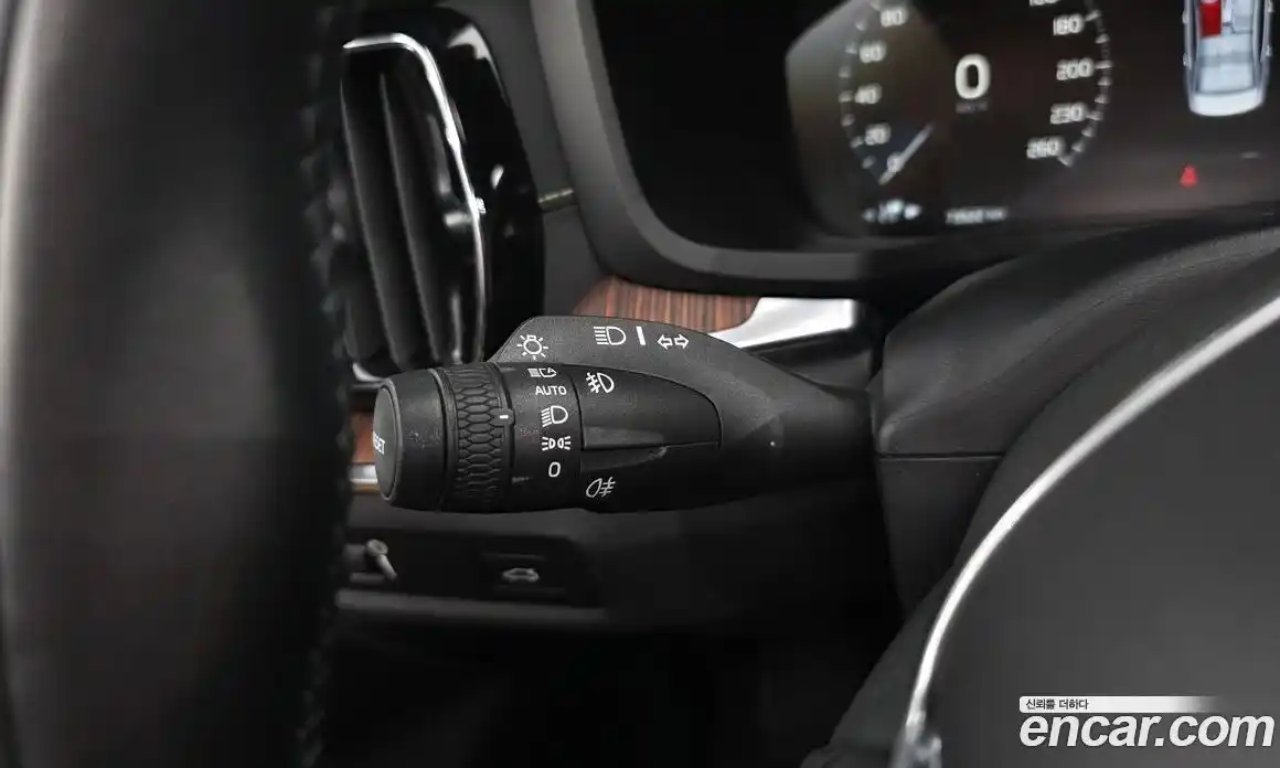 Volvo S60 2021 2.0 автомат (гидро), фото 39