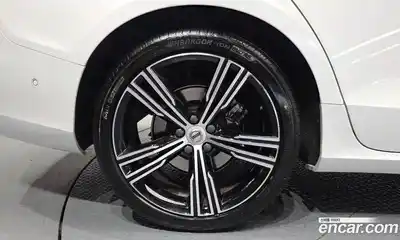 Volvo S60 2021 2.0 автомат (гидро), миниатюра 5