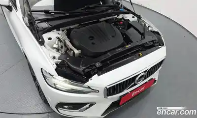 Volvo S60 2021 2.0 автомат (гидро), миниатюра 6
