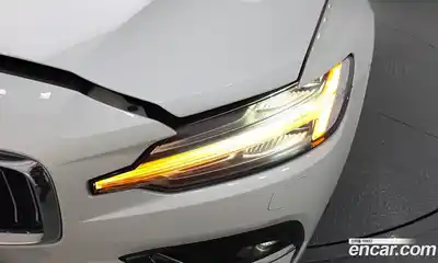 Volvo S60 2021 2.0 автомат (гидро), миниатюра 8