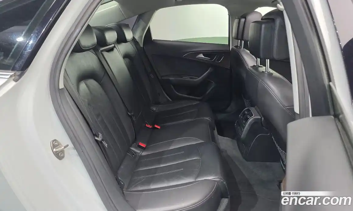 Audi A6 2016 2.0 автомат (гидро), фото 11