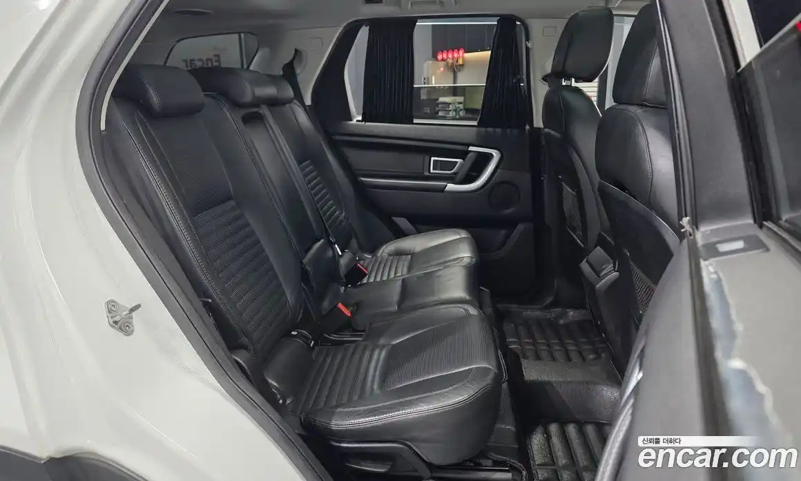 Land Rover Discovery Sport 2015 2.0 автомат (гидро), фото 12