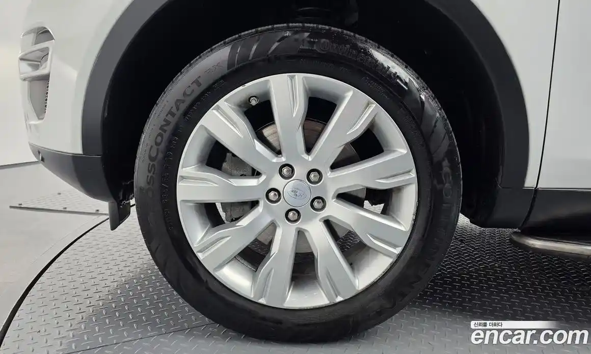 Land Rover Discovery Sport 2015 2.0 автомат (гидро), фото 5