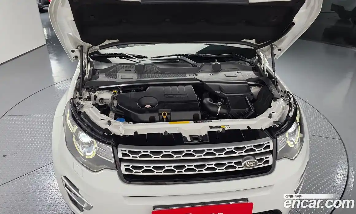 Land Rover Discovery Sport 2015 2.0 автомат (гидро), фото 6