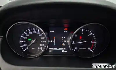 Land Rover Discovery Sport 2015 2.0 автомат (гидро), миниатюра 8