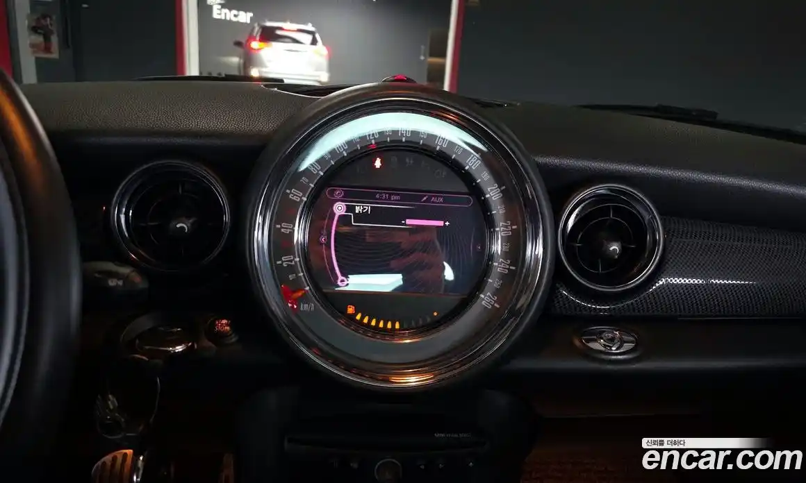 Mini Cooper Convertible 2015 1.6 автомат (гидро), фото 13