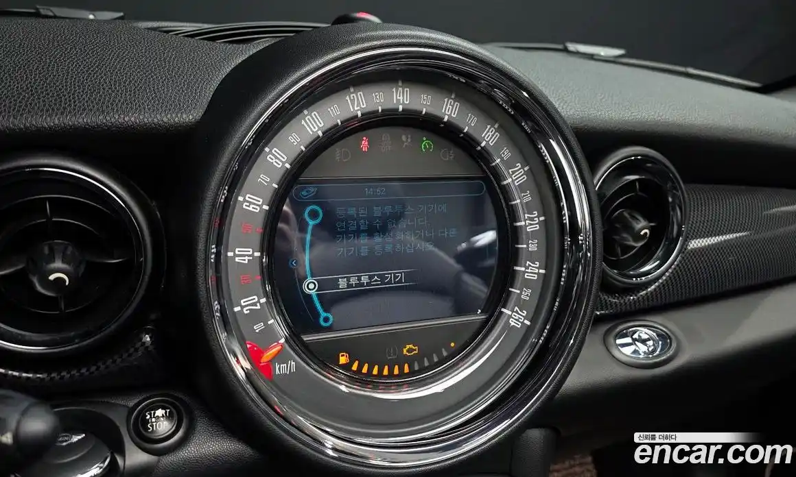 Mini Cooper Convertible 2015 1.6 автомат (гидро), фото 15