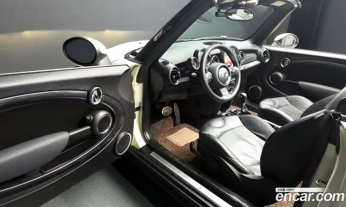 Mini Cooper Convertible 2015 1.6 автомат (гидро), фото 10