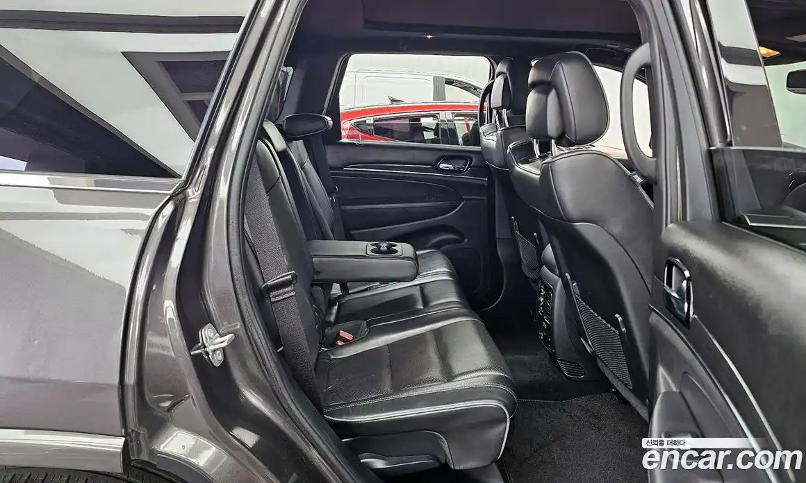 Jeep Cherokee 2019 3.6 автомат (гидро), фото 12