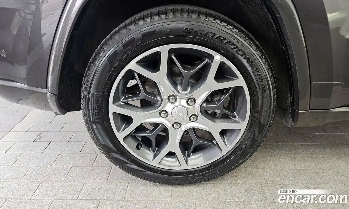 Jeep Cherokee 2019 3.6 автомат (гидро), фото 5