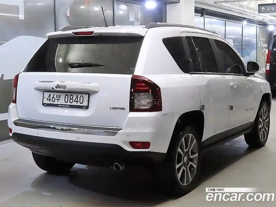 Jeep Compass 2016 2.4 автомат (гидро), фото 4