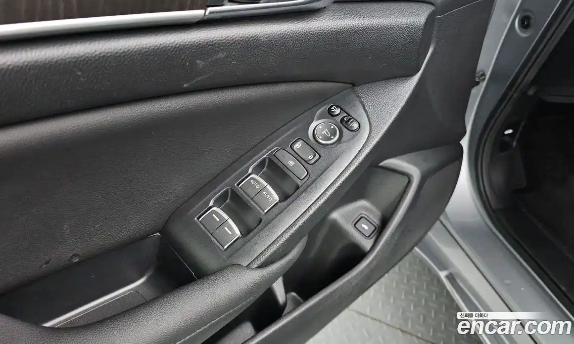 Honda Accord 2019 1.5 автомат (гидро), фото 27