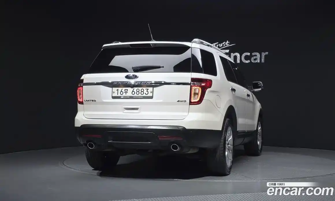 Ford Explorer 2014 3.5 автомат (гидро), фото 4