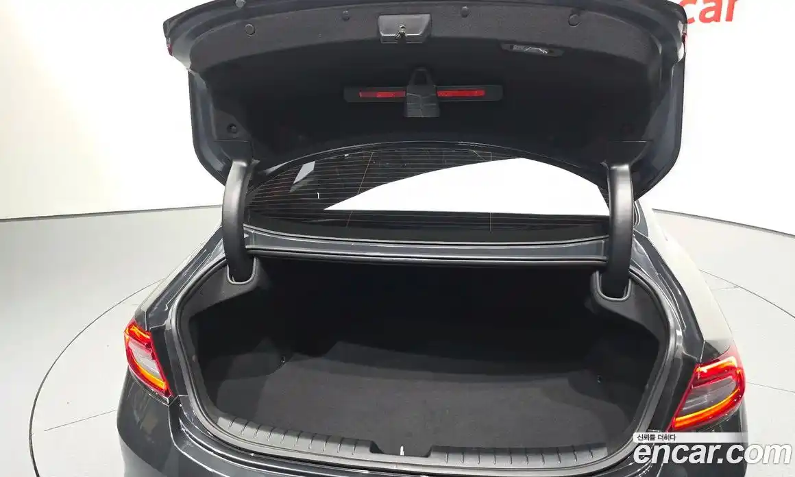 Hyundai Grandeur 2018 2.4 гидро, фото 20