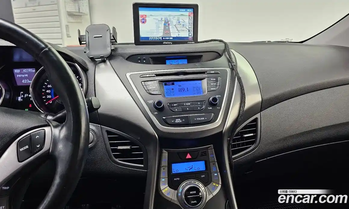 Hyundai Avante 2013 1.6 автомат (гидро), фото 19