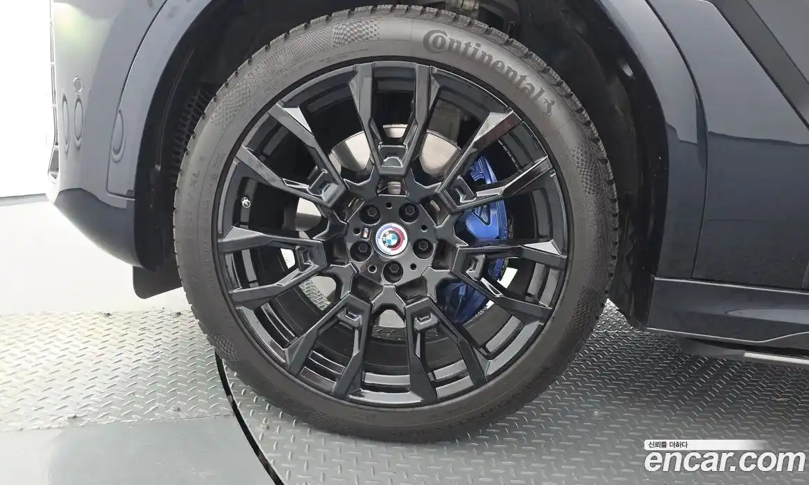 BMW X6 2024 3.0 гидро, фото 5