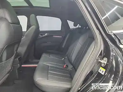 Audi Q4 e-tron 2023 гидро, миниатюра 12