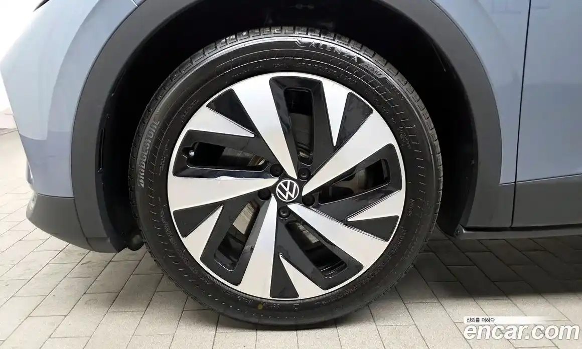 Volkswagen ID.4 2023 0.2 автомат (гидро), фото 5