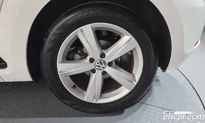 Volkswagen Beatle 2013 2.0 автомат (гидро), миниатюра 5