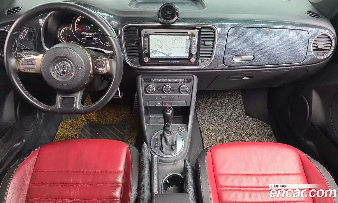 Volkswagen Beatle 2013 2.0 автомат (гидро), фото 7