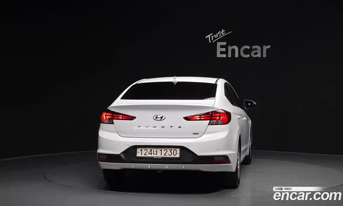 Hyundai Avante 2018 1.6 гидро, фото 4