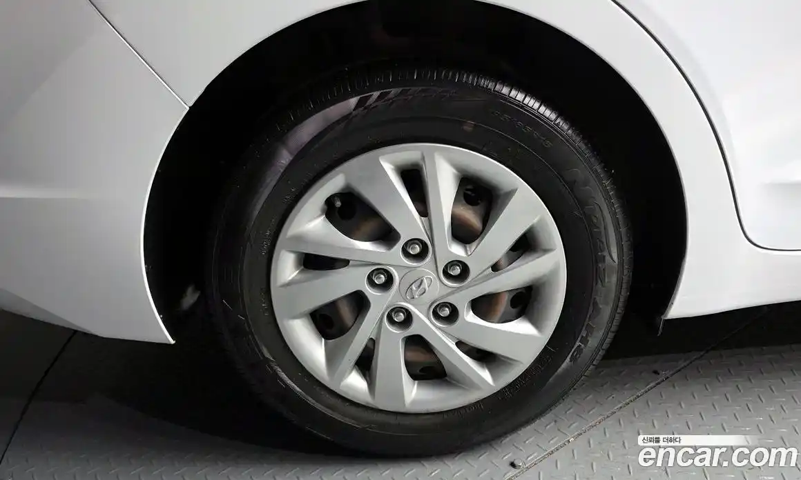 Hyundai Avante 2018 1.6 гидро, фото 5