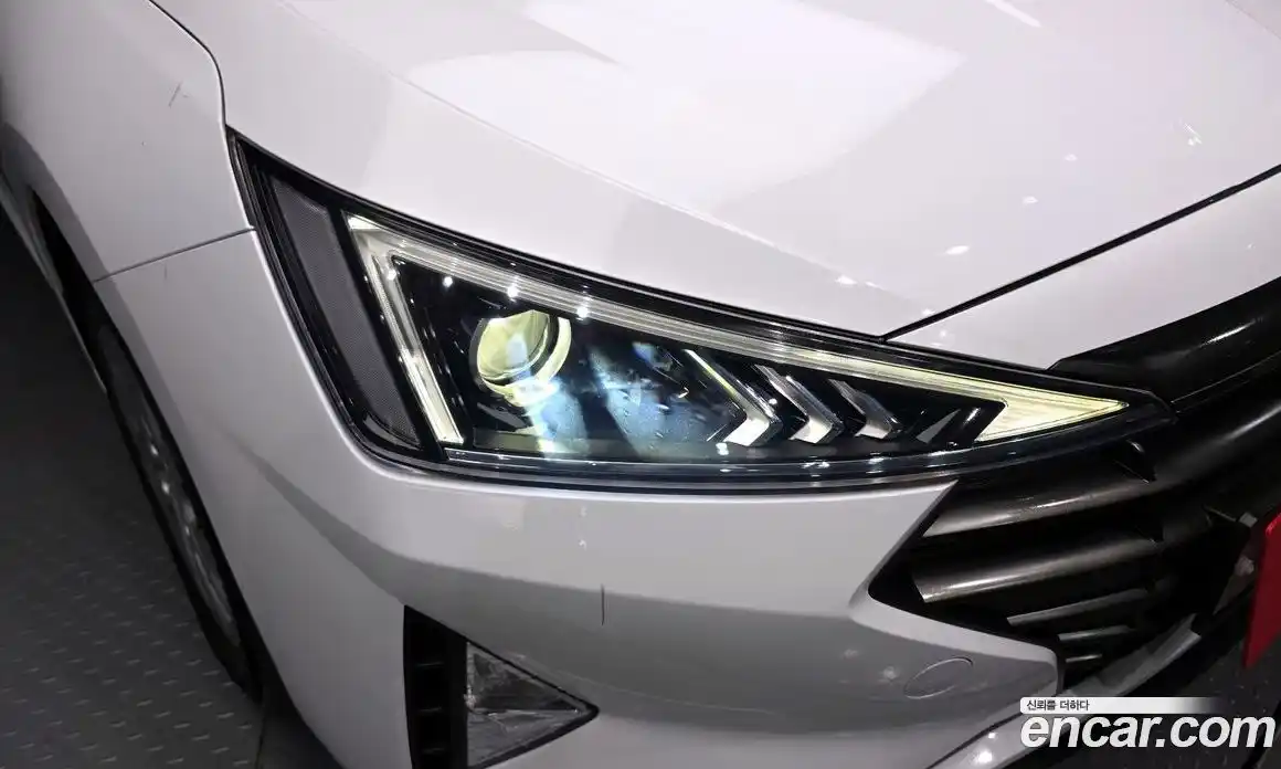 Hyundai Avante 2018 1.6 гидро, фото 8