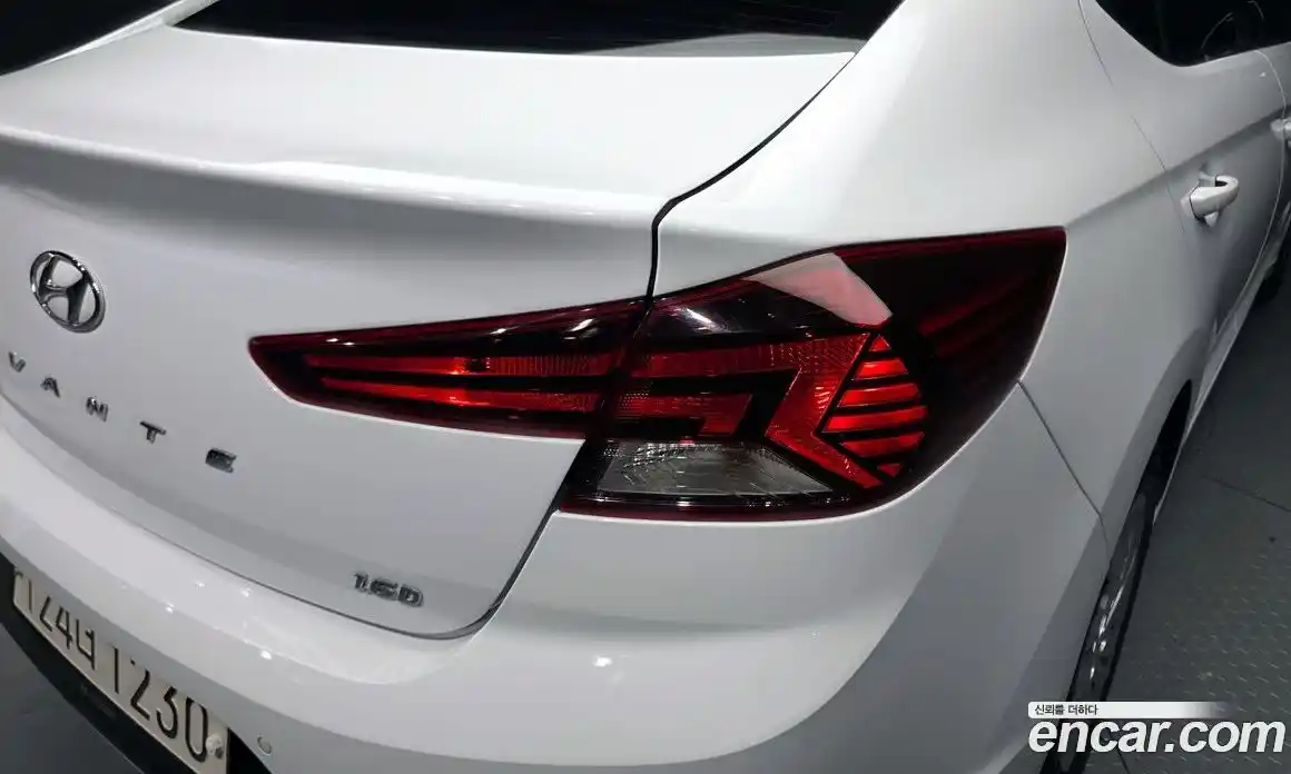 Hyundai Avante 2018 1.6 гидро, фото 9