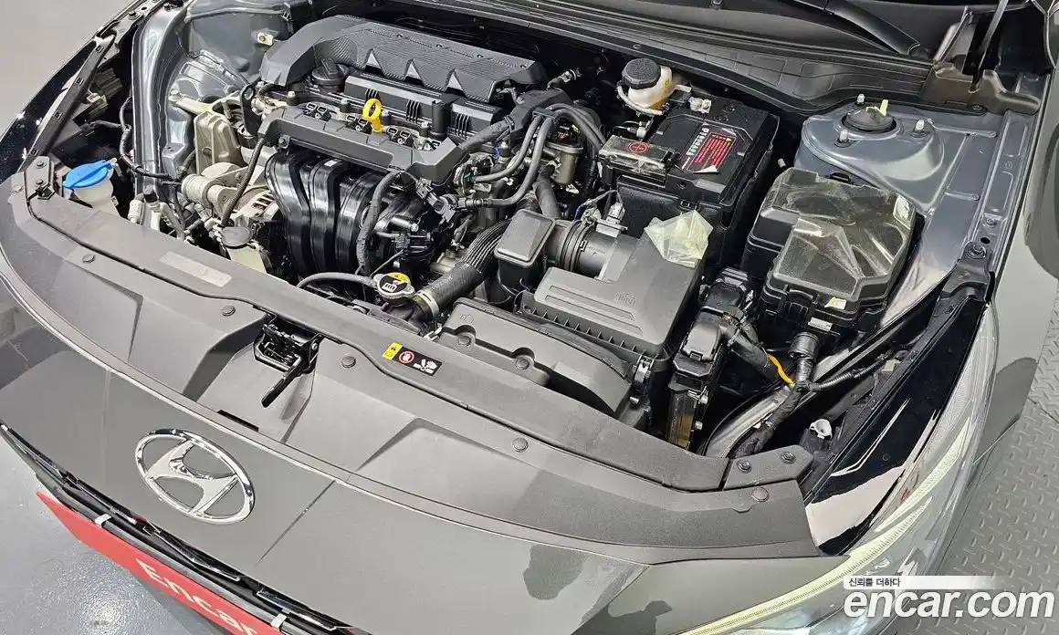 Hyundai Avante 2020 1.6 гидро, фото 6