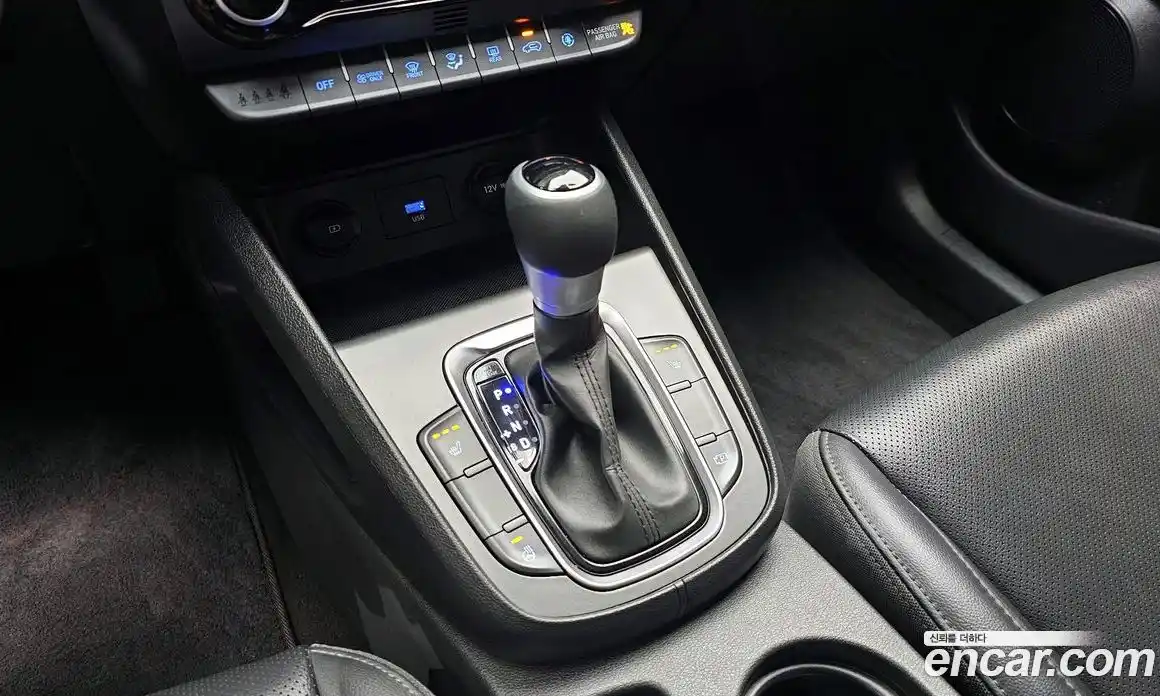 Hyundai Kona 2022 1.6 гидро, фото 12