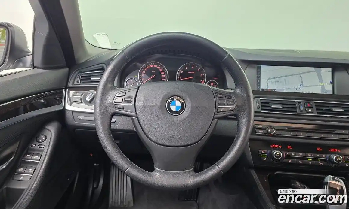 BMW 5-Series 2010 3.0 гидро, фото 13