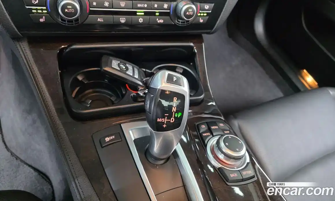 BMW 5-Series 2010 3.0 гидро, фото 9