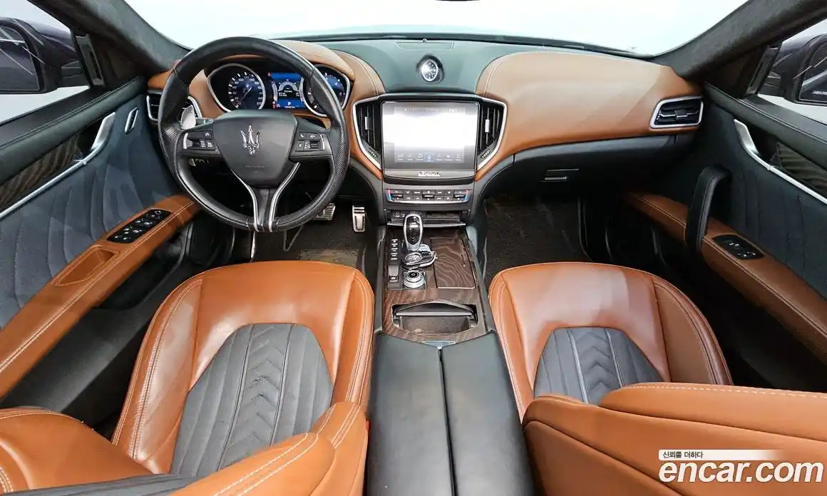 Maserati Ghibli 2017 3.0 гидро, фото 7