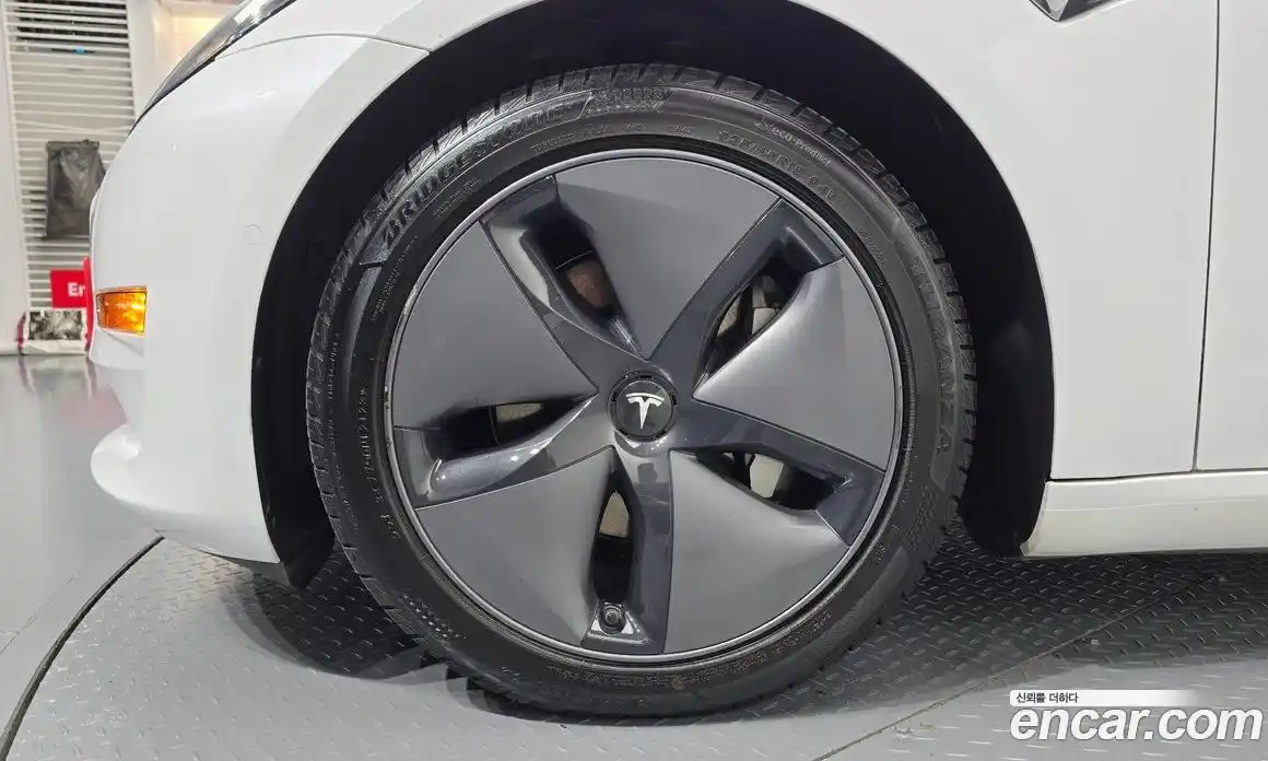 Tesla Model 3 2020 0.2 гидро, фото 5