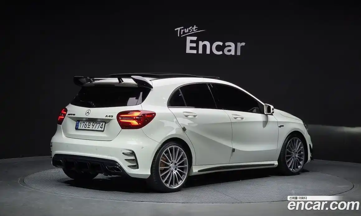 Mercedes-Benz A-Class 2017 2.0 гидро, фото 2