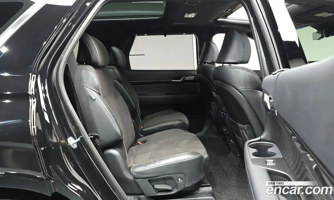 Hyundai Palisade 2024 3.8 автомат (гидро), фото 17