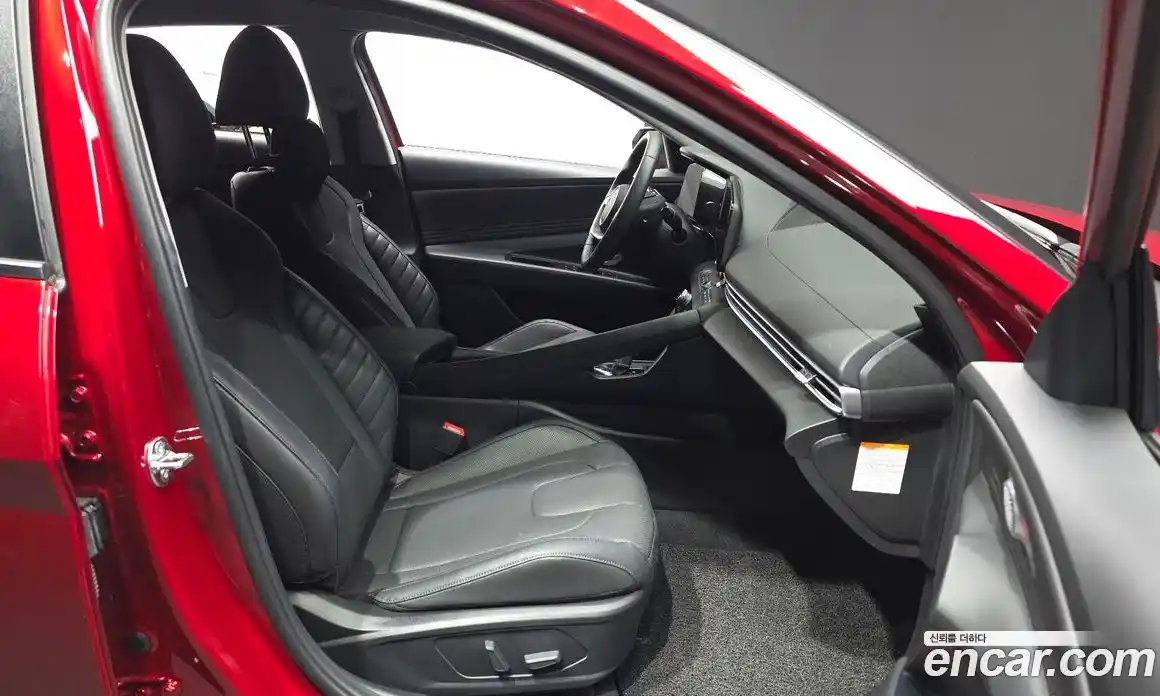 Hyundai Avante 2025 1.6 автомат (гидро), фото 13