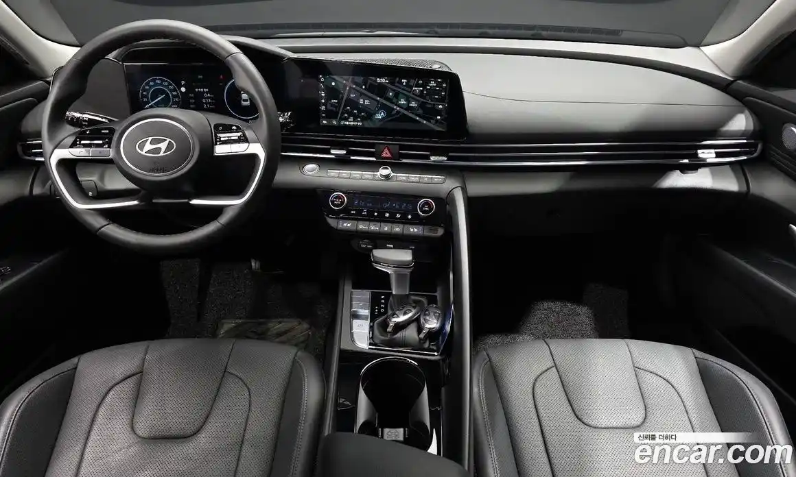 Hyundai Avante 2025 1.6 автомат (гидро), фото 10