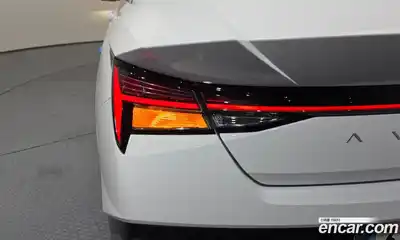 Hyundai Avante 2024 1.6 автомат (гидро), миниатюра 9