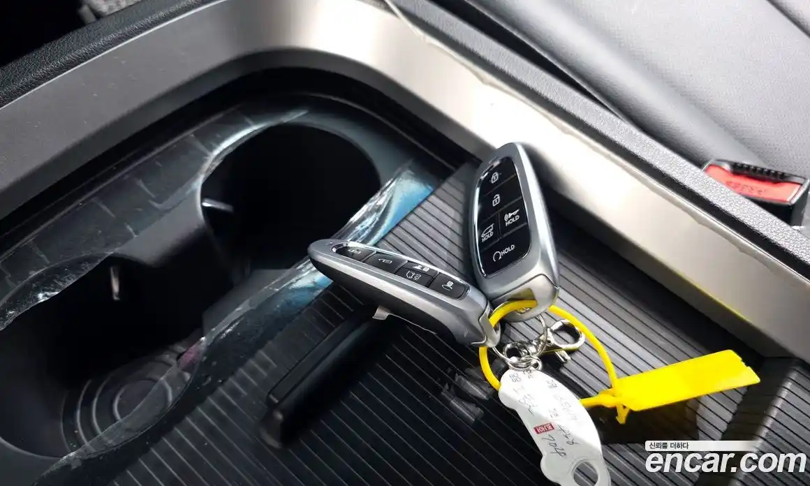 Hyundai Staria 2023 2.2 гидро, фото 21