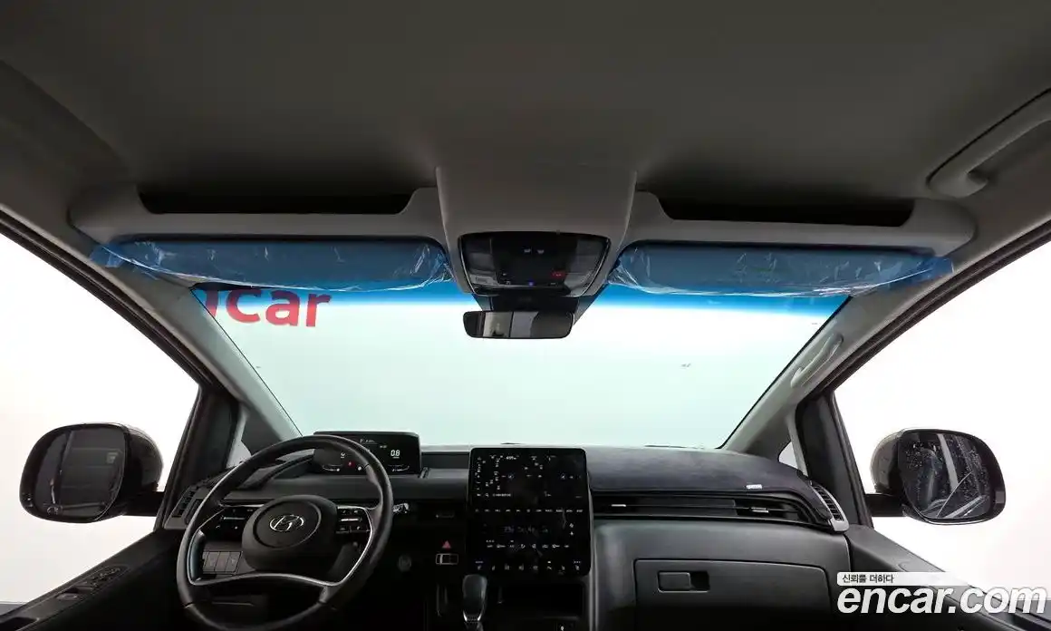 Hyundai Staria 2023 2.2 гидро, фото 25