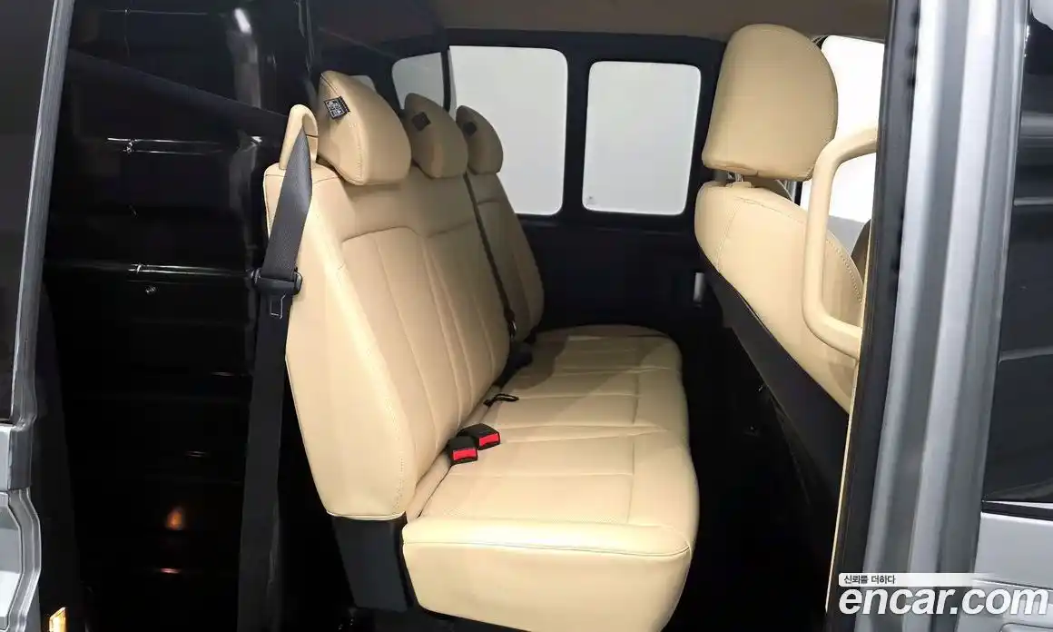 Hyundai Staria 2023 2.2 гидро, фото 17