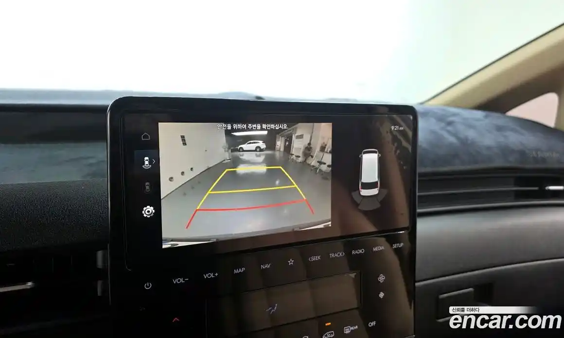 Hyundai Staria 2023 2.2 гидро, фото 20