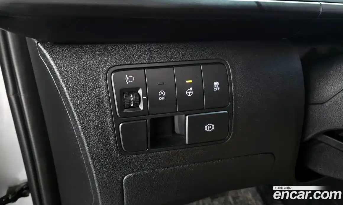Hyundai Staria 2023 2.2 гидро, фото 24