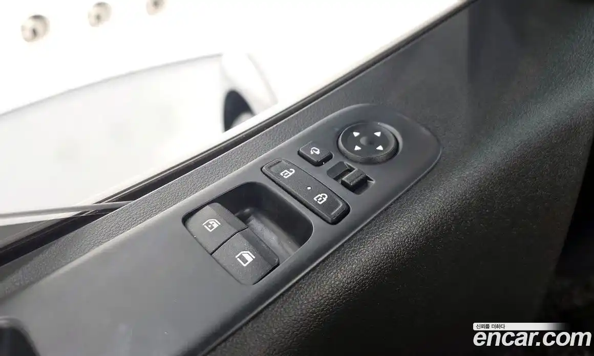 Hyundai Staria 2023 2.2 гидро, фото 27