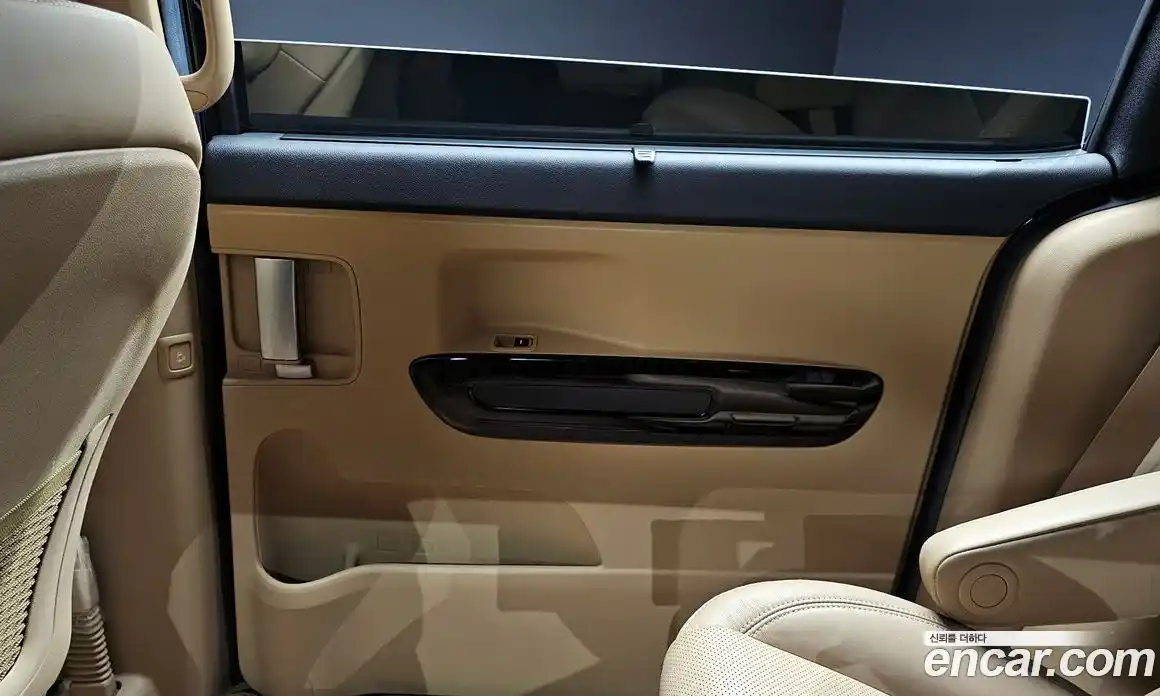 Kia Carnival 2018 3.3 автомат (гидро), фото 29
