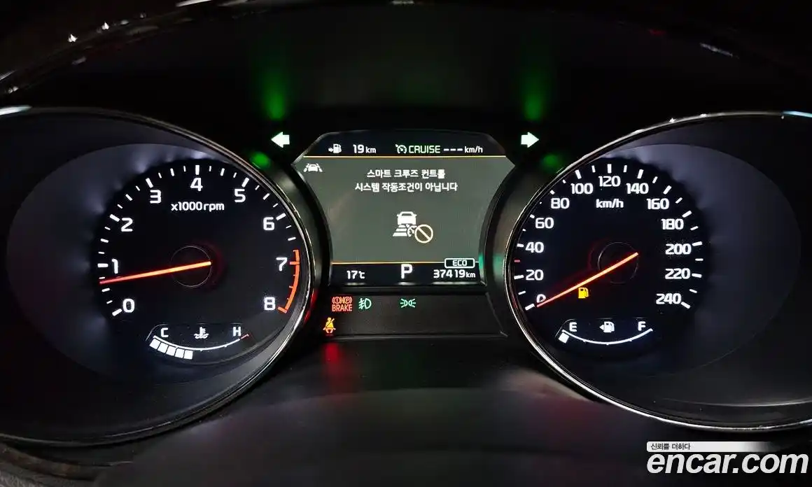 Kia Carnival 2018 3.3 автомат (гидро), фото 10