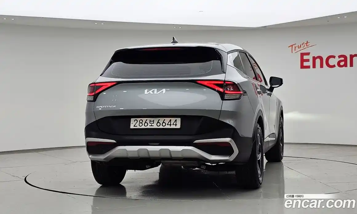 Kia Sportage 2024 2.0 автомат (гидро), фото 4