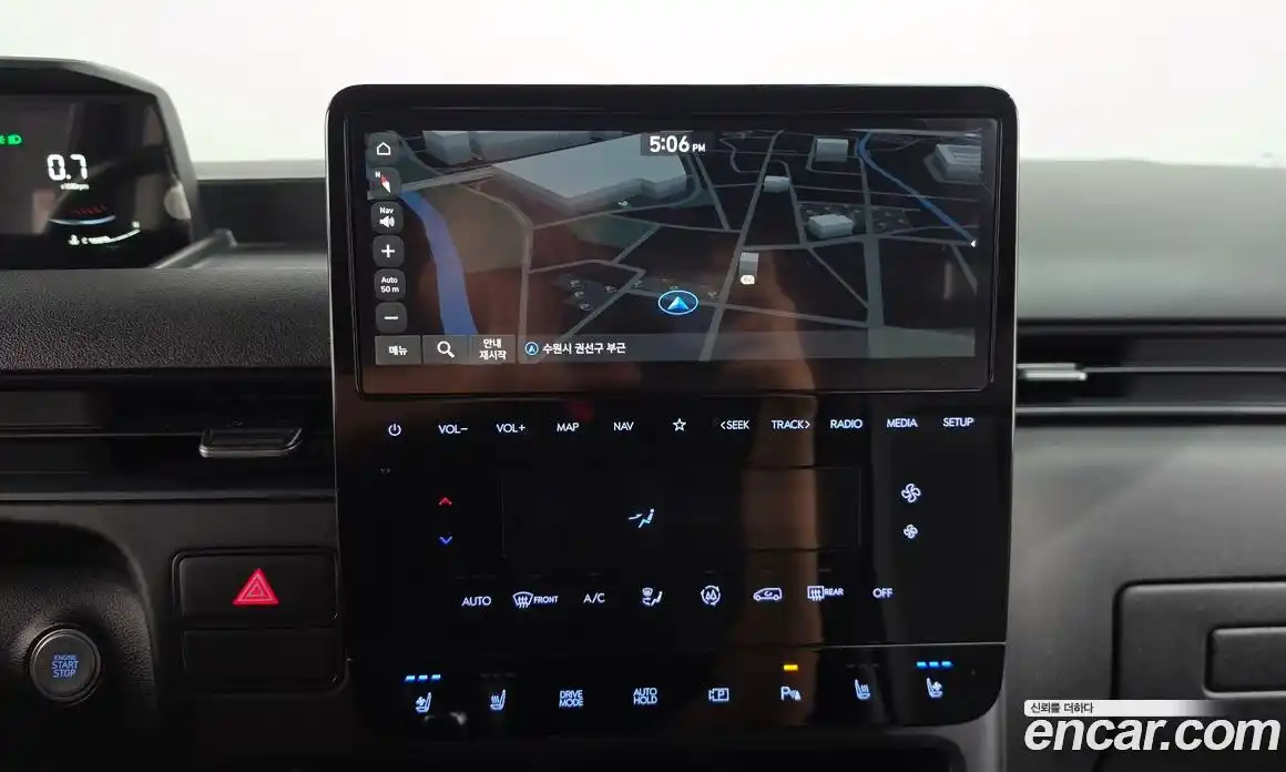 Hyundai Staria 2022 2.2 гидро, фото 16