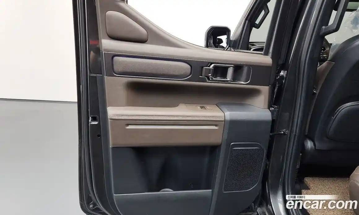 Kia Tasman 2025 2.5 гидро, фото 14